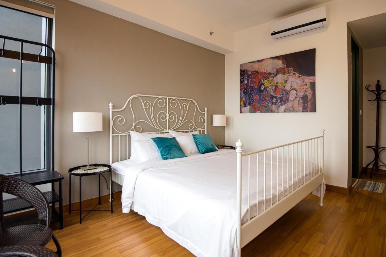 Casa Orient @ Macalister 218 ❈中路218东方之家 3Br 8Pax Apartment George Town Exterior photo
